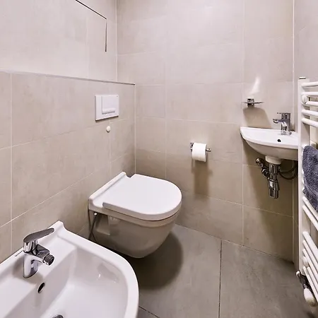 Apart Otel Kovarna