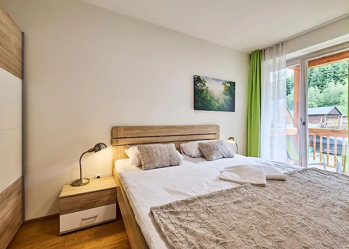 Kovarna מלון דירות