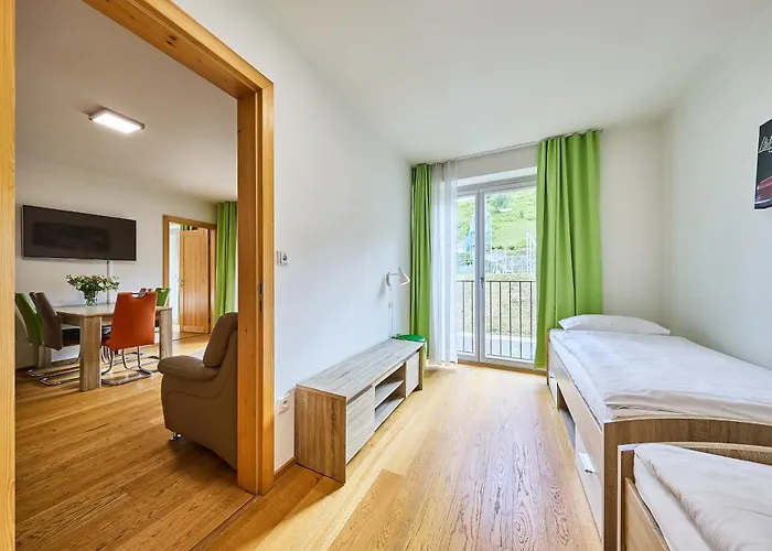 Kovarna Lägenhetshotell 4*