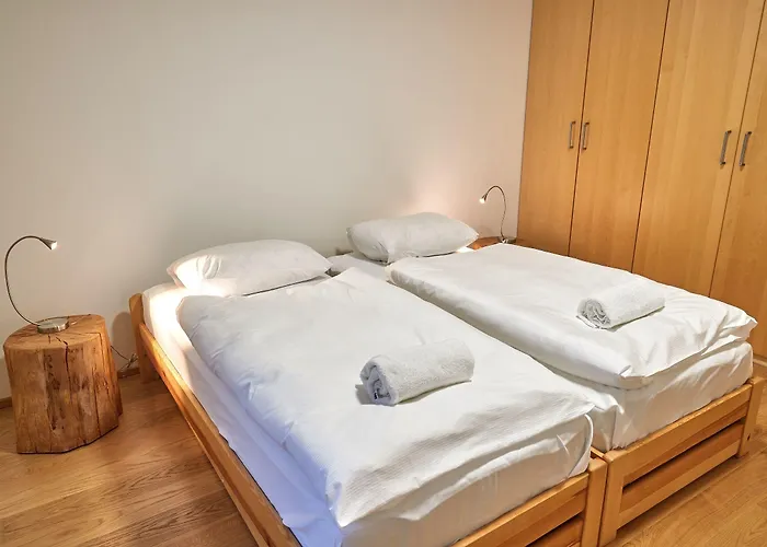 Kovarna Lägenhetshotell 4*